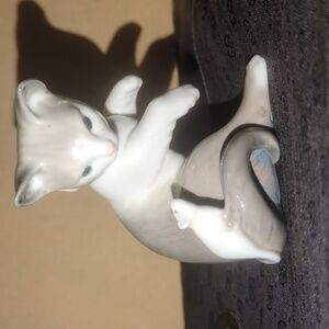 Lladro cat and mouse ceramic collector